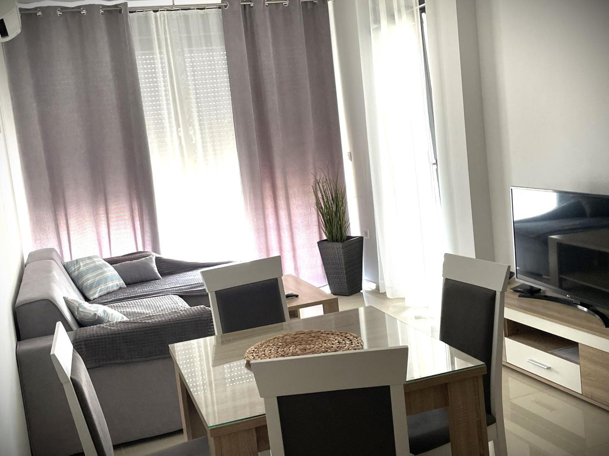 Giovanna Apartment With Terrace And Free Parking Pula Exteriör bild